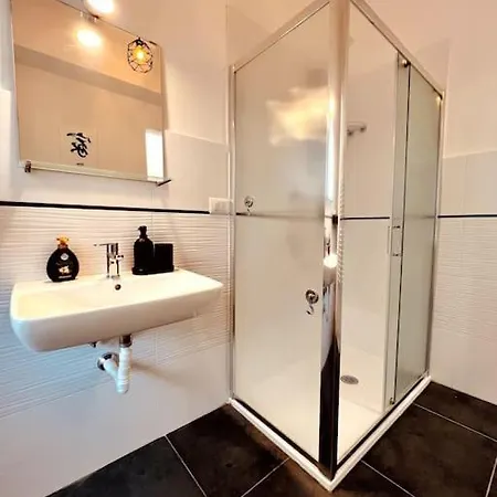 Stylish Studio Metro 40 *